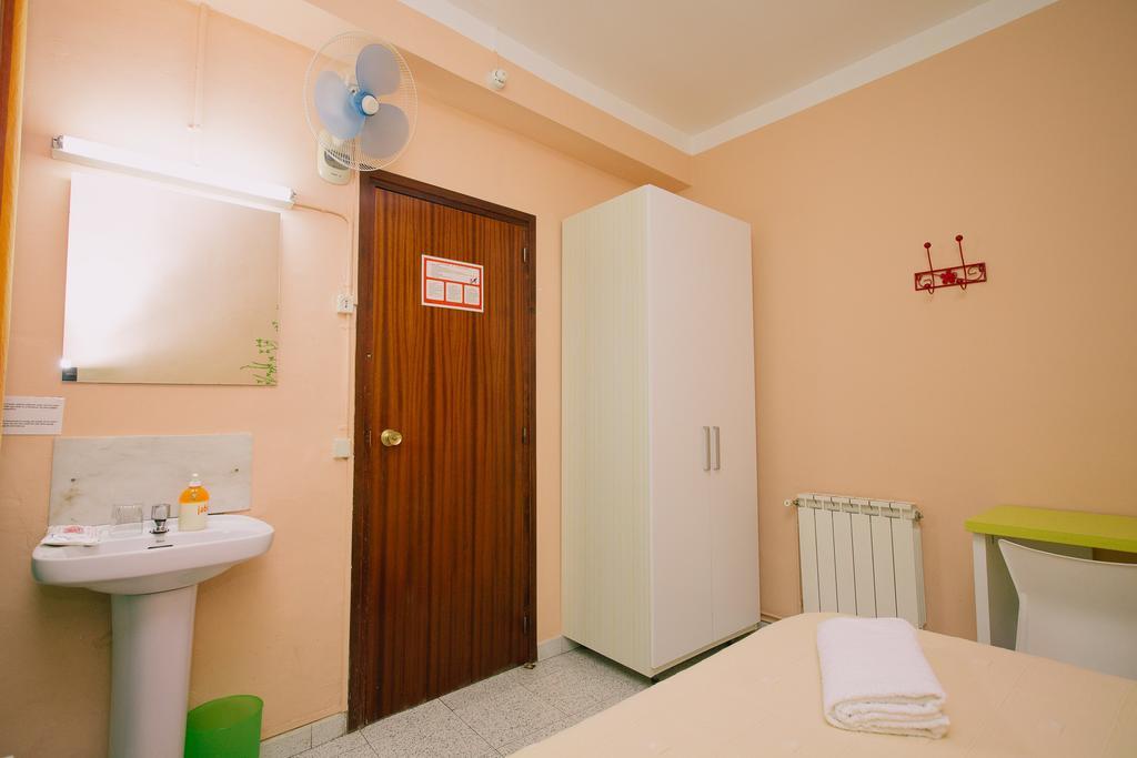 Pension Norma Barcelona Buitenkant foto