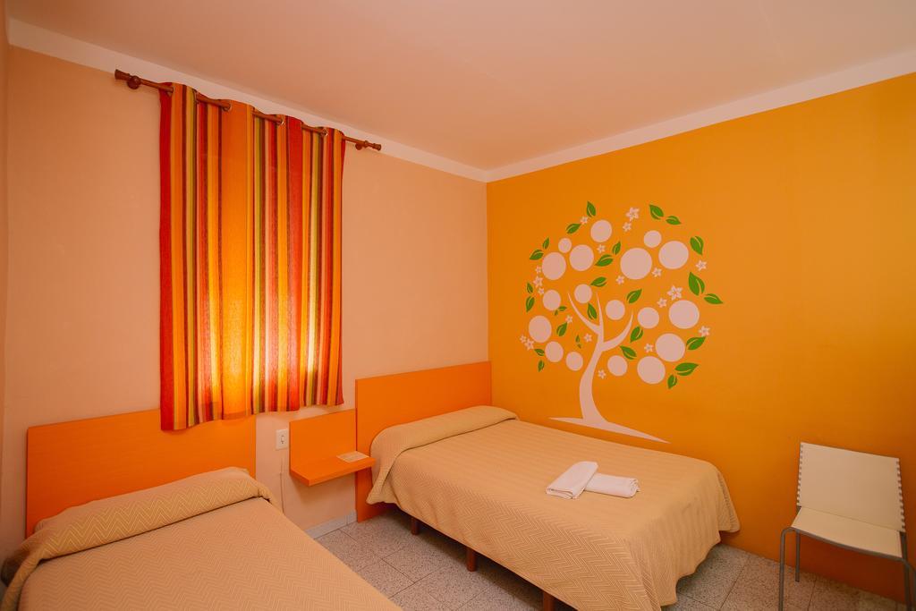 Pension Norma Barcelona Buitenkant foto