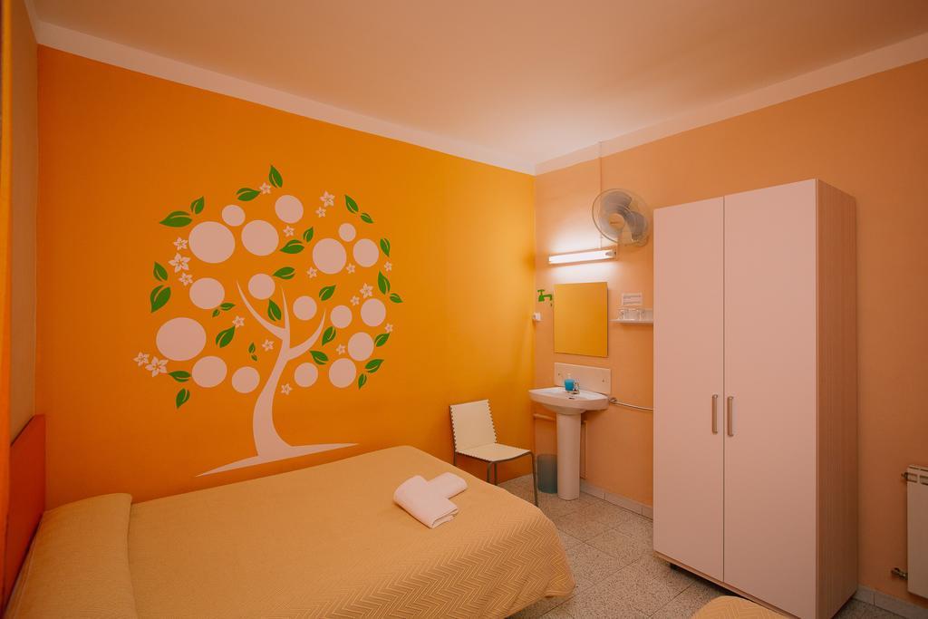 Pension Norma Barcelona Buitenkant foto